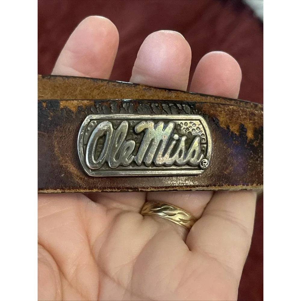 THRASHED Ole Miss Rebels Belt Mens‎ Size 40 Brown NCAA College Football Leather